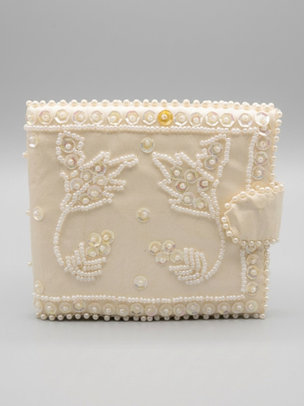 Vintage BonSoir Beaded Satin Folding Wallet Made in Japan Excellent Condition